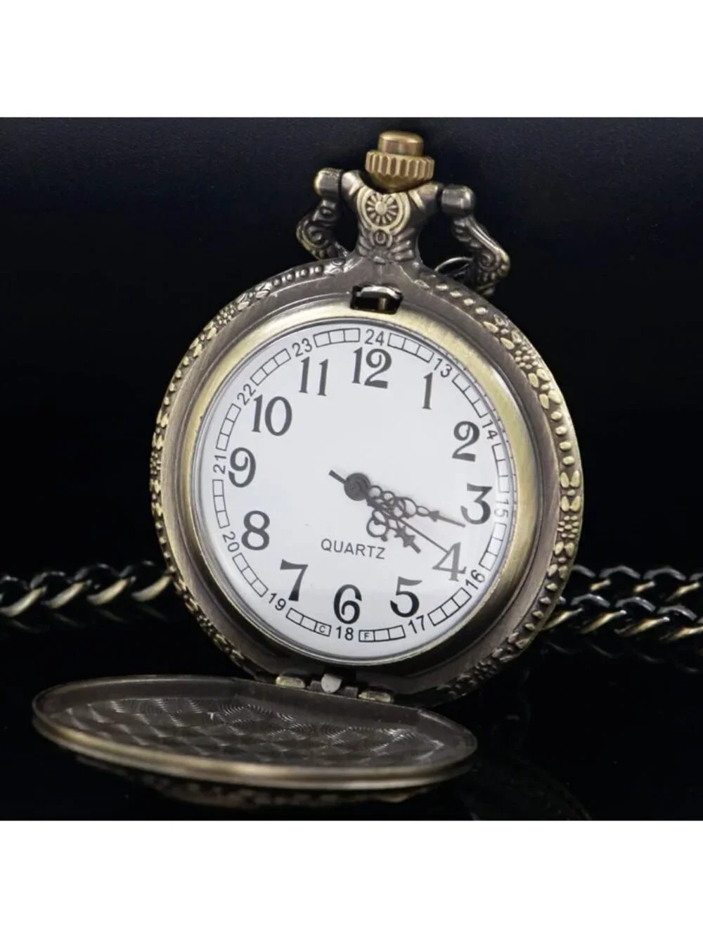 Men's Brown Analog Quartz Arabic Numerals Engraved Skull Vintage Pocket Watch